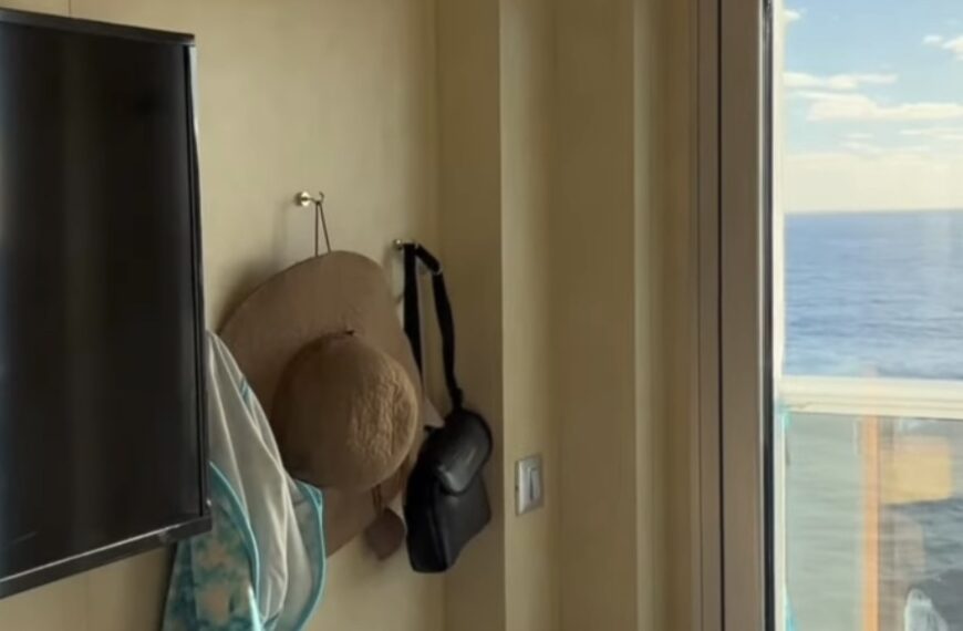 How Do I Use Magnetic Hooks to Organize My Stateroom?