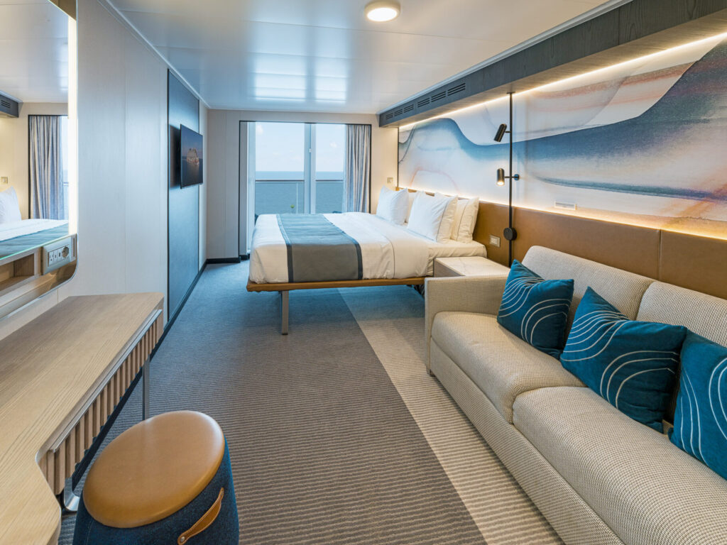 Balcony stateroom on the Norwegian Aqua