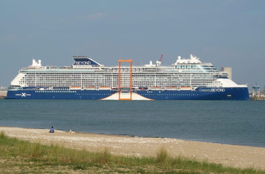 Celebrity Cruises Passenger Takes Chair Hogging to the Next Level